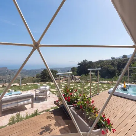 Dome On The Hill With Jacuzzi *