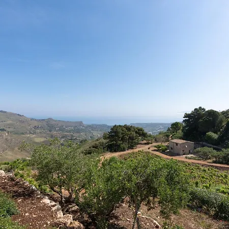 Villa Dome On The Hill With Jacuzzi Castellammare del Golfo